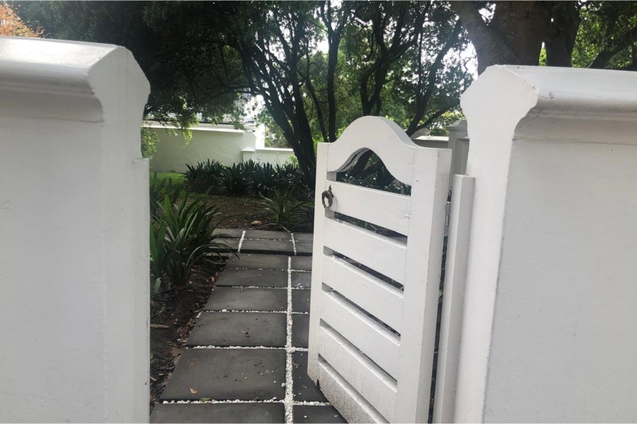 To Let 4 Bedroom Property for Rent in Belvidere Estate Western Cape
